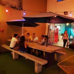 Blue Pepper Hostel Chapultepec Гвадалахара гостиничный бар