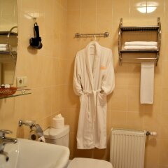 Гостиница Langeron Park hotel Украина, Одесса - 7 отзывов об отеле, цены и фото номеров - забронировать гостиницу Langeron Park hotel онлайн ванная