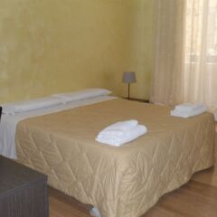 Отель Evans Guesthouse комната для гостей фото 4