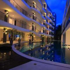 Отель Sunset Plaza Phuket A5 бассейн фото 2