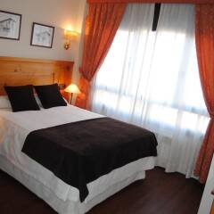 Hotel Meta сейф в номере