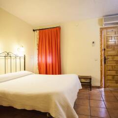 Отель Hostal Castilla Испания, Аранхуэс - отзывы, цены и фото номеров - забронировать отель Hostal Castilla онлайн комната для гостей