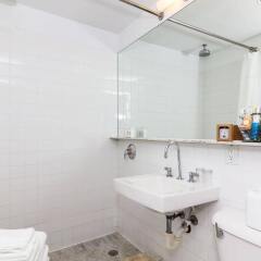 Townhouse Hotel ванная