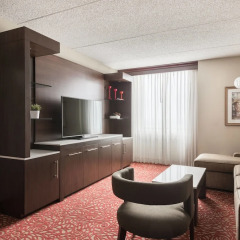 Отель Columbus Airport Marriott Колумбус комната для гостей фото 4
