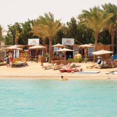 Отель Mirage Bay Resort and Aqua Park пляж фото 2