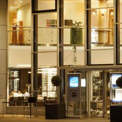 Отель Novotel Bern Expo банкомат