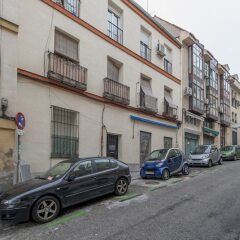 Отель Alterhome Apartamento Puerta de Toledo VI парковка