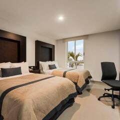 Отель Wyndham Garden Guadalajara Acueducto комната для гостей фото 2