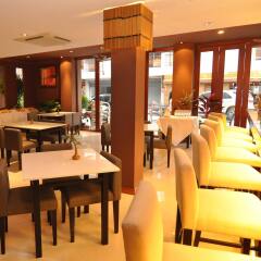 Hemingways Hotel питание