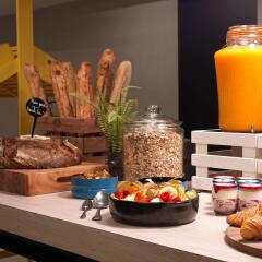 Отель Courtyard by Marriott Paris Gare de Lyon питание фото 2