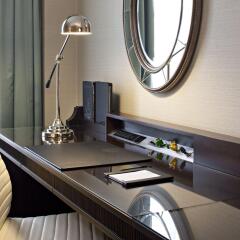 Отель Delta Hotels by Marriott Bessborough удобства в номере