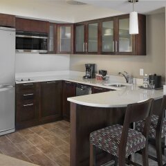 Отель Residence Inn by Marriott Vancouver Downtown Канада, Ванкувер - отзывы, цены и фото номеров - забронировать отель Residence Inn by Marriott Vancouver Downtown онлайн в номере фото 2
