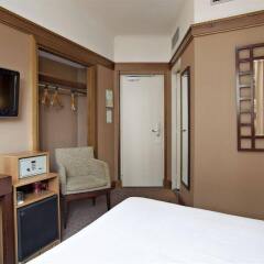 Отель Best Western Hôtel Mercedes Arc de Triomphe удобства в номере фото 2
