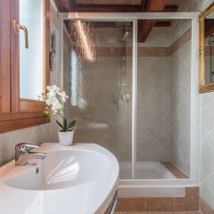 Отель Villa Dolcetti Италия, Мира - отзывы, цены и фото номеров - забронировать отель Villa Dolcetti онлайн ванная фото 2