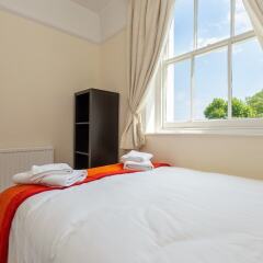 Отель 1 Bedroom Flat In Belsize Park комната для гостей фото 2