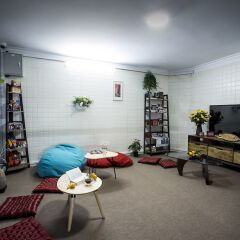 The Chi Novel Hostel спортивное сооружение