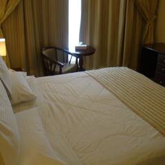 Queen Inn Hotel Apartments комната для гостей