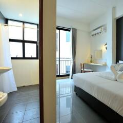 Arch Club Hotel сейф в номере