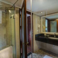 Hanoi La Siesta Diamond Hotel ванная фото 2
