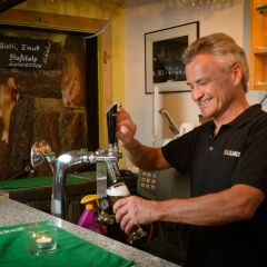 Отель The Matterhorn Hostel Zermatt Швейцария, Церматт - отзывы, цены и фото номеров - забронировать отель The Matterhorn Hostel Zermatt онлайн гостиничный бар