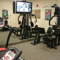 Отель Candlewood Suites Virginia Beach/Norfolk фитнесс-зал