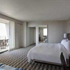 Отель Renaissance Long Beach Hotel США, Лонг-Бич - отзывы, цены и фото номеров - забронировать отель Renaissance Long Beach Hotel онлайн комната для гостей фото 2