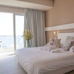 Chrysland Hotel комната для гостей