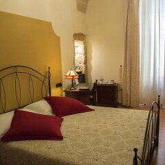 Отель Michelangelo B&B Лечче
