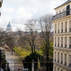 Отель Hôtel Perreyve балкон