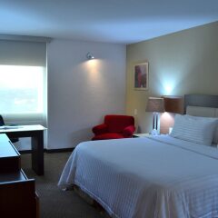 Отель Holiday Inn Select Гвадалахара комната для гостей фото 4