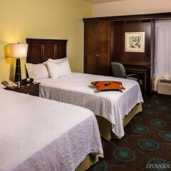 Отель Hampton Inn & Suites Houston-Medical Ctr-Reliant Park Хьюстон комната для гостей фото 3