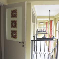 Отель Red Fox Guesthouse балкон