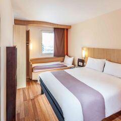 Ibis Hotel Plzen Пльзень комната для гостей