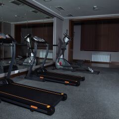Гостиница Garden Park Inn фитнесс-зал фото 2
