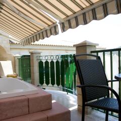 Lago Garden Apart-Suites & Spa Hotel балкон