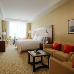 Гостиница Marriott Novy Arbat комната для гостей фото 5