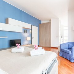 Отель SuiteLowCost - Porta Garibaldi Милан фото 16