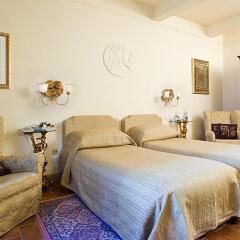 Отель All-Suites Palazzo Magnani Feroni Италия, Флоренция - 1 отзыв об отеле, цены и фото номеров - забронировать отель All-Suites Palazzo Magnani Feroni онлайн комната для гостей фото 2