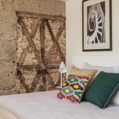 Отель Porto River Appartments Порту сейф в номере