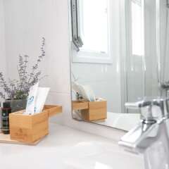 Отель Apanomeria Boutique Resident Греция, Остров Санторини - отзывы, цены и фото номеров - забронировать отель Apanomeria Boutique Resident онлайн ванная фото 2