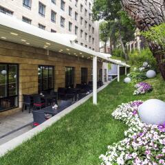 Отель Mercure Tbilisi Old Town