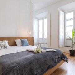 Pé Direito Hostel Понта-Делгада