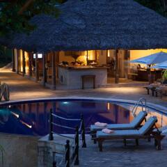 Отель Cerf Island Resort бассейн фото 2
