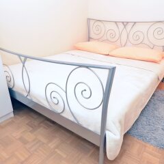 Апартаменты Apartment Flores комната для гостей фото 4