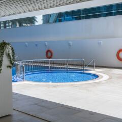 Отель Higuests Vacation Homes - Marina Arcade бассейн фото 3