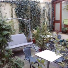 Отель Aparthotel City 5