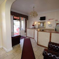 Cranbrook Hotel в номере