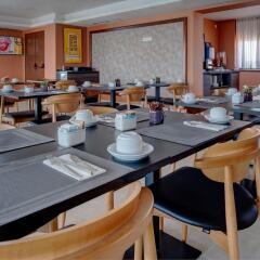 VIP Executive Picoas Hotel питание