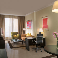 Отель Two Seasons Hotel & Apartments ОАЭ, Дубай - 4 отзыва об отеле, цены и фото номеров - забронировать отель Two Seasons Hotel & Apartments онлайн комната для гостей фото 3