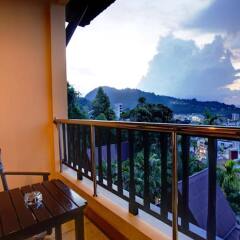 Отель Patong Cottage Resort балкон